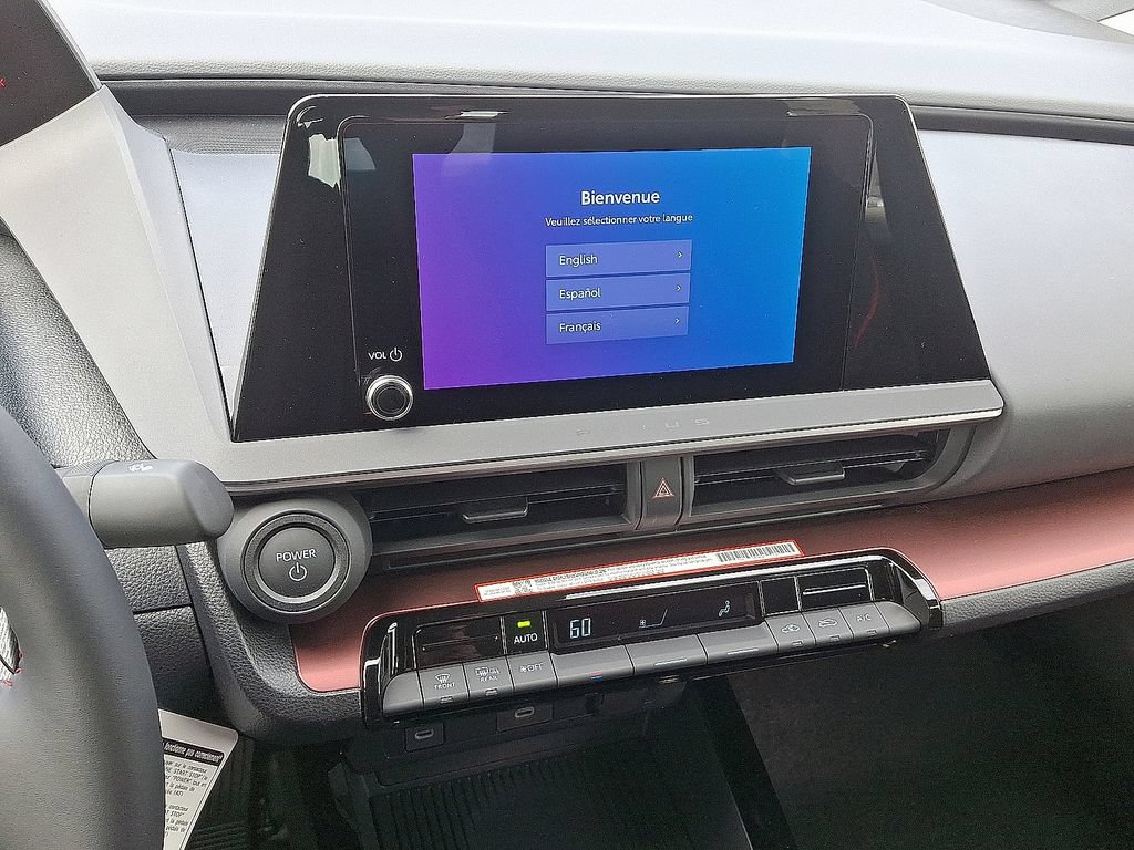 2026 Toyota Prius Plug-in Hybrid SE - Photo 11