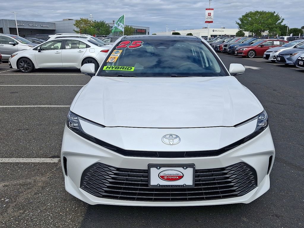 2025 Toyota Camry XLE photo 2