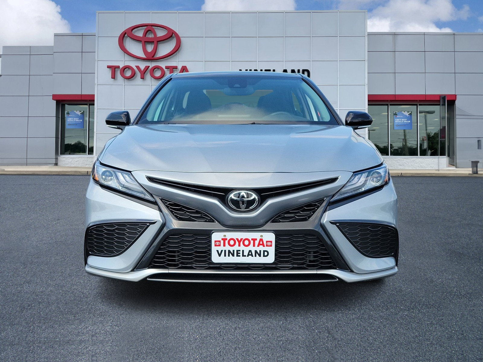 Used 2021 Toyota Camry XSE with VIN 4T1K61BK6MU028763 for sale in Vineland, NJ