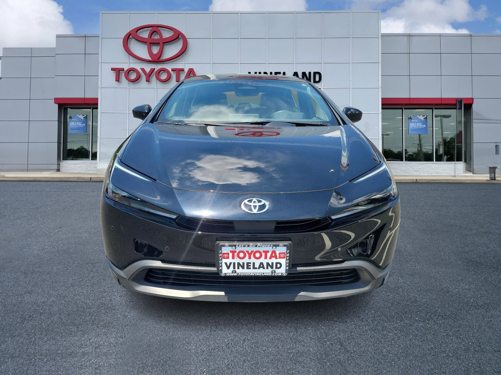 Used 2023 Toyota Prius LE with VIN JTDACAAU2P3005079 for sale in Vineland, NJ