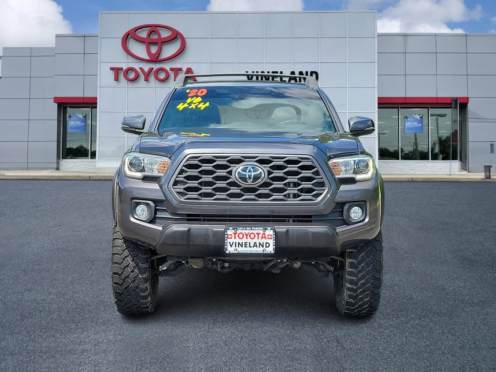 Used 2020 Toyota Tacoma TRD Off Road with VIN 5TFCZ5AN8LX238832 for sale in Vineland, NJ