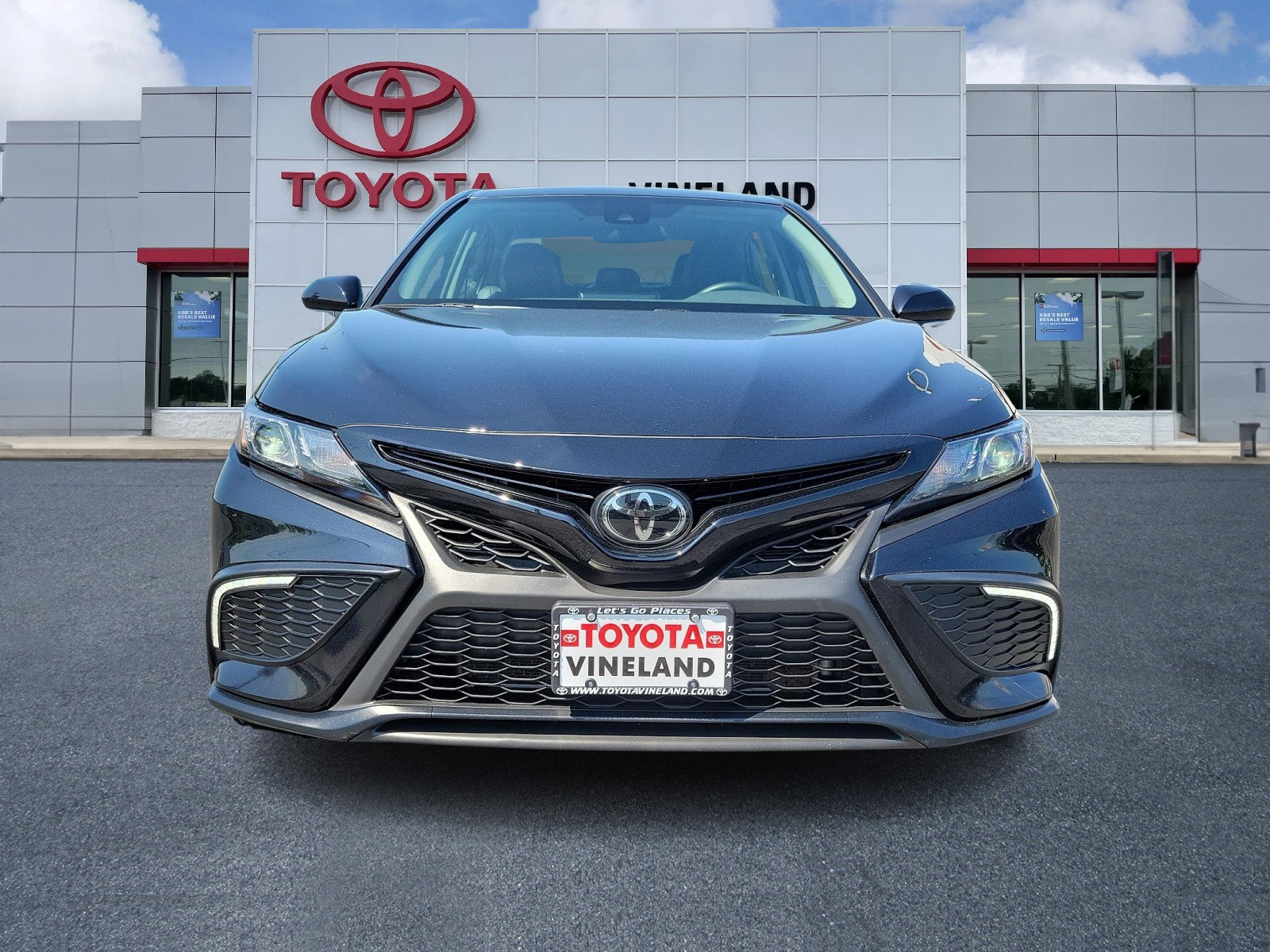 Used 2022 Toyota Camry SE Nightshade with VIN 4T1G11BK3NU063007 for sale in Vineland, NJ