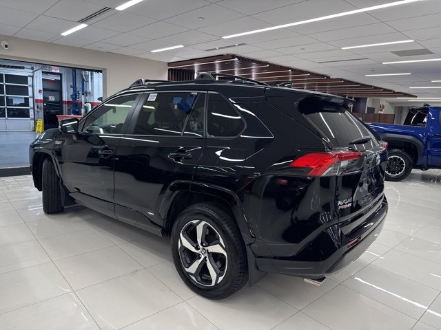 2023 Toyota RAV4 Prime SE photo 2