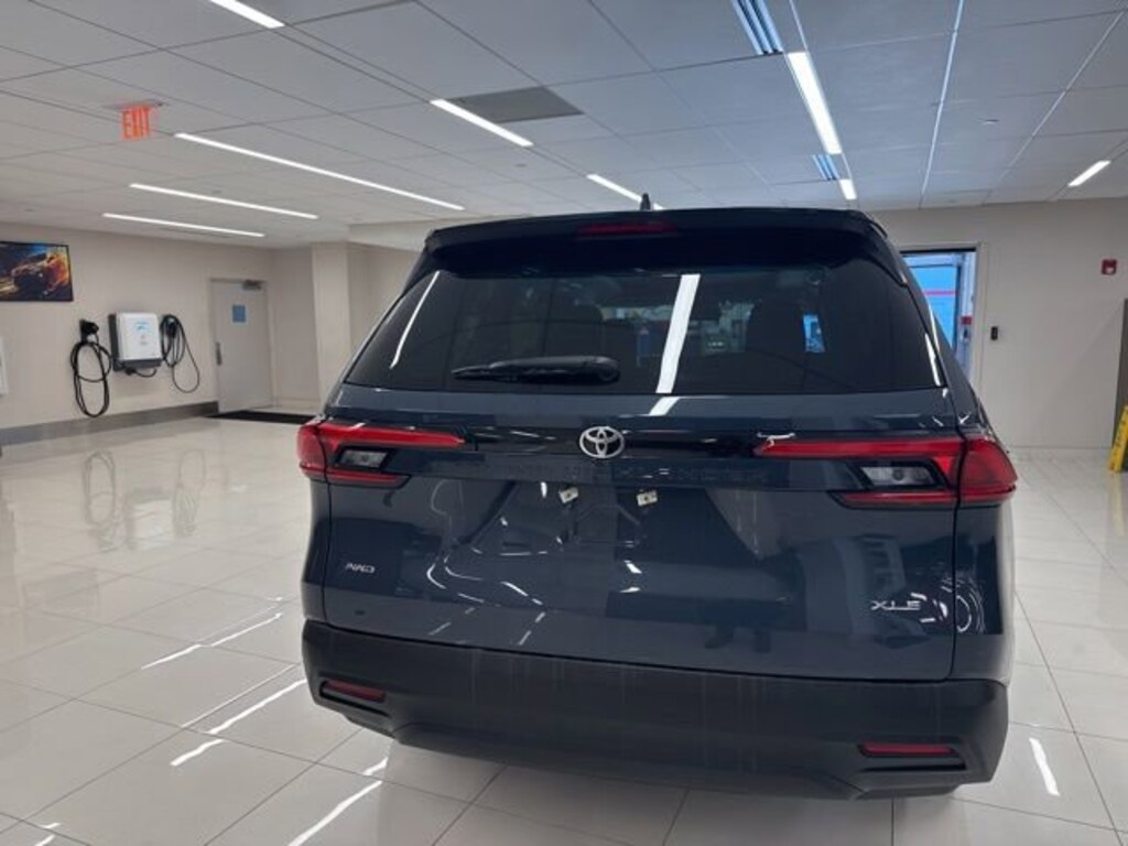 Certified 2024 Toyota Grand Highlander XLE SUV