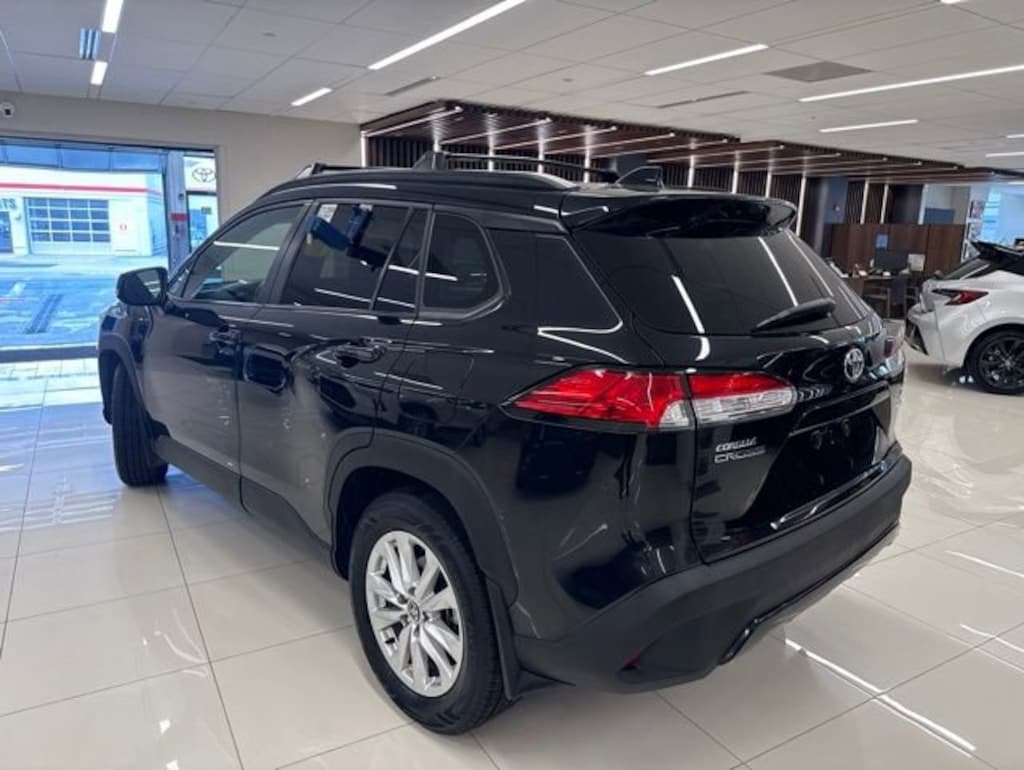 Certified 2022 Toyota Corolla Cross LE SUV