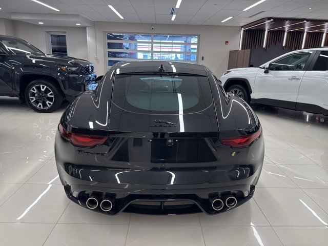 2023 Jaguar F-TYPE R photo 4