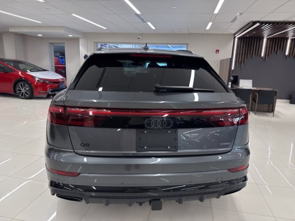 Used 2025 Audi Q8 55 Premium SUV
