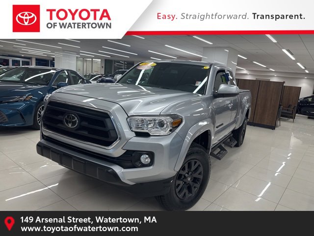 2022 Toyota Tacoma SR5's photo