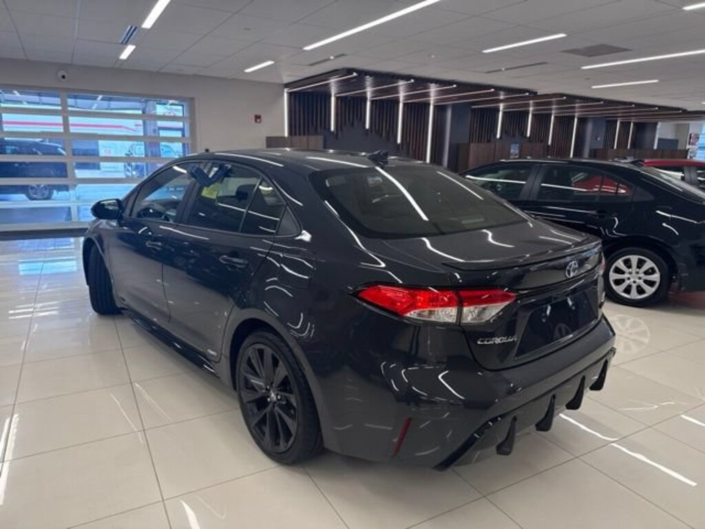 Certified 2023 Toyota Corolla Hybrid SE Sedan