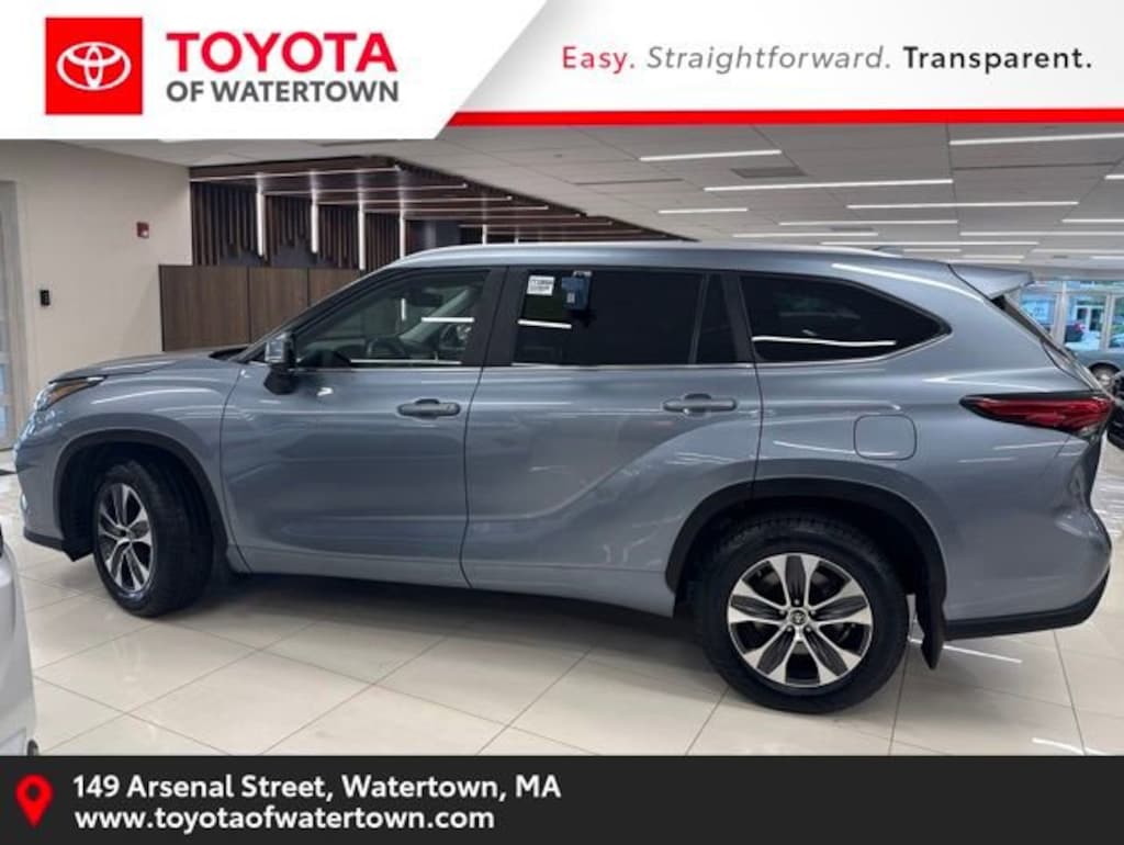 Used 2023 Toyota Highlander XLE SUV