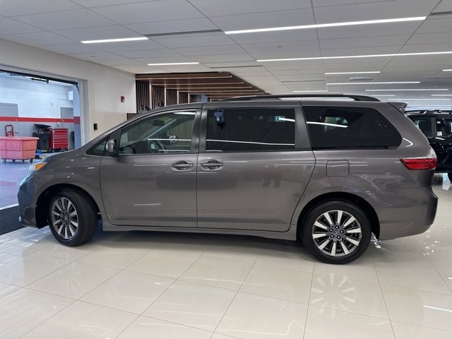 Used 2020 Toyota Sienna LE with VIN 5TDJZ3DC0LS242708 for sale in Watertown, MA