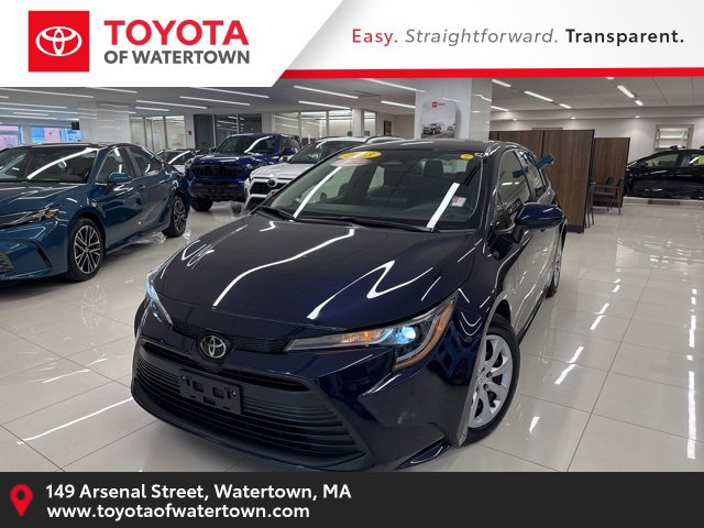 2023 Toyota Corolla LE's photo