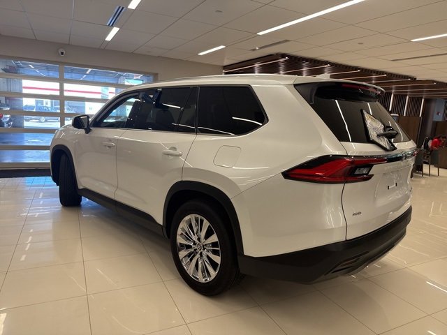 Certified 2024 Toyota Grand Highlander Platinum with VIN 5TDAAAB58RS061395 for sale in Watertown, MA