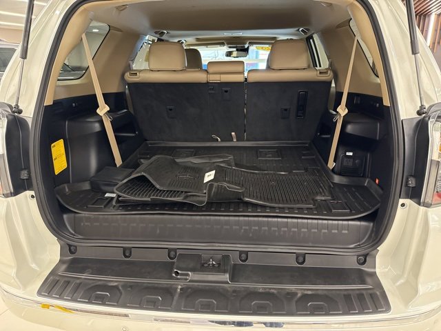 2023 Toyota 4Runner Limited photo 3