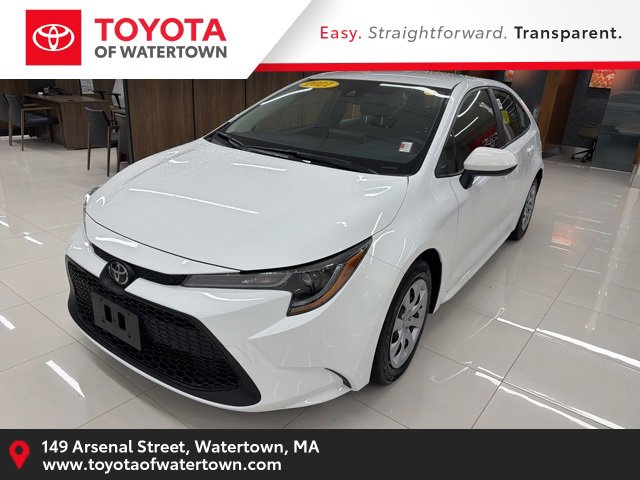 2021 Toyota Corolla LE's photo