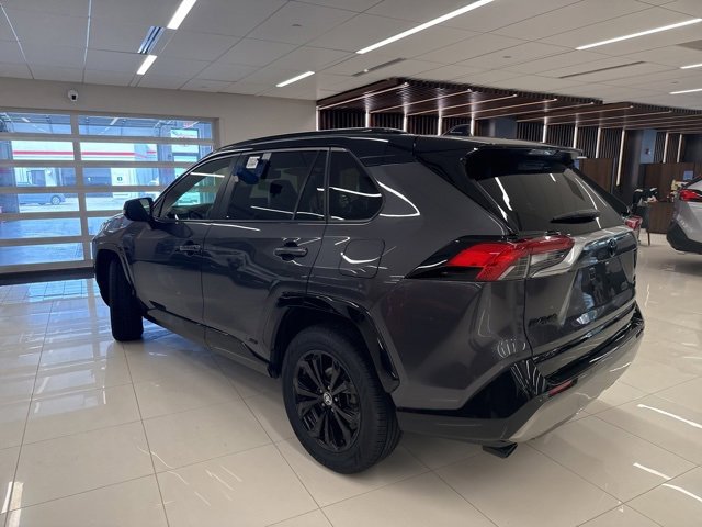 2023 Toyota RAV4 Hybrid XSE photo 2