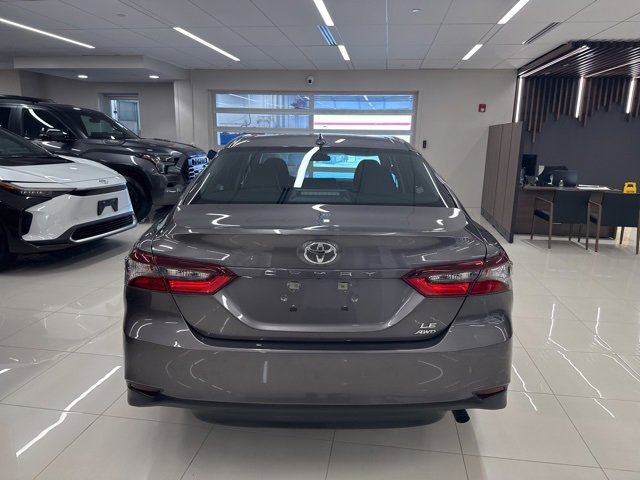 2023 Toyota Camry LE photo 4