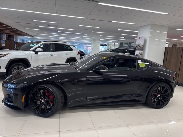 2023 Jaguar F-TYPE R photo 2