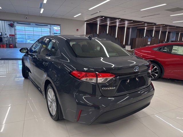 2023 Toyota Corolla Hybrid LE photo 3