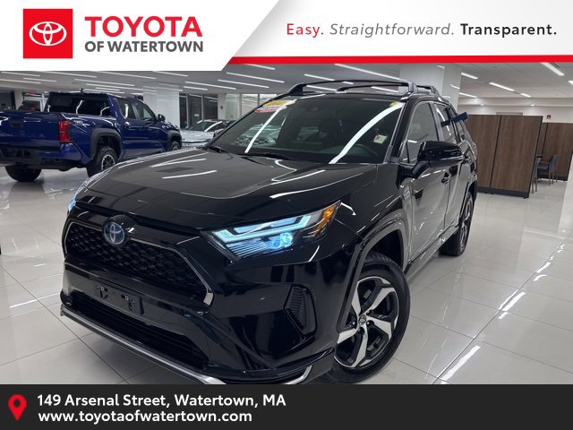 2023 Toyota RAV4 SE's photo