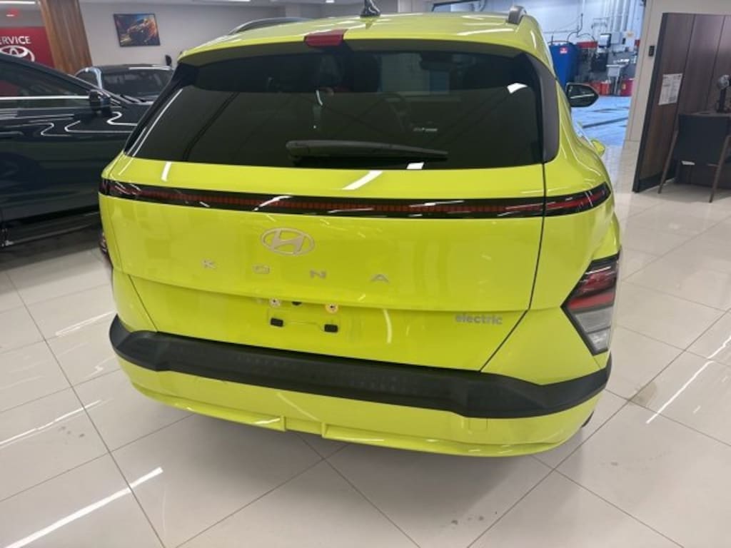 Used 2025 Hyundai Kona Electric SEL SUV