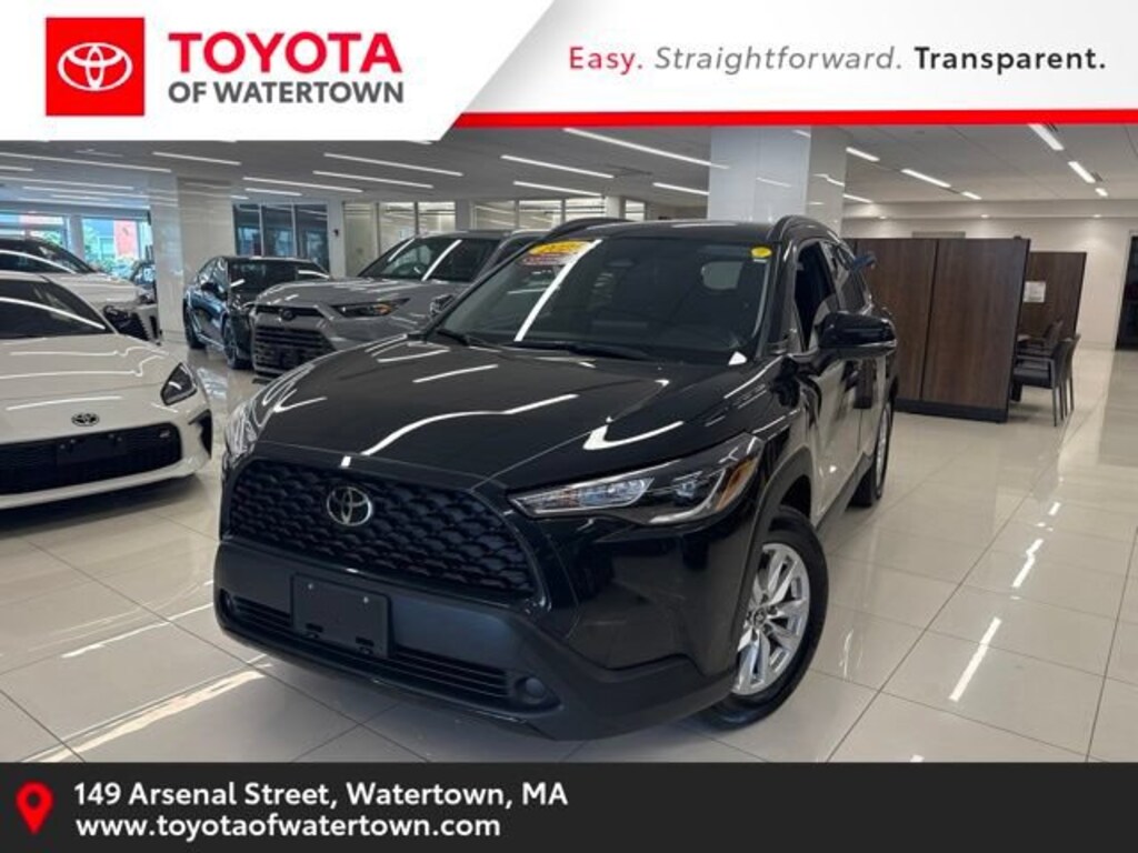 Used 2025 Toyota Corolla Cross LE SUV