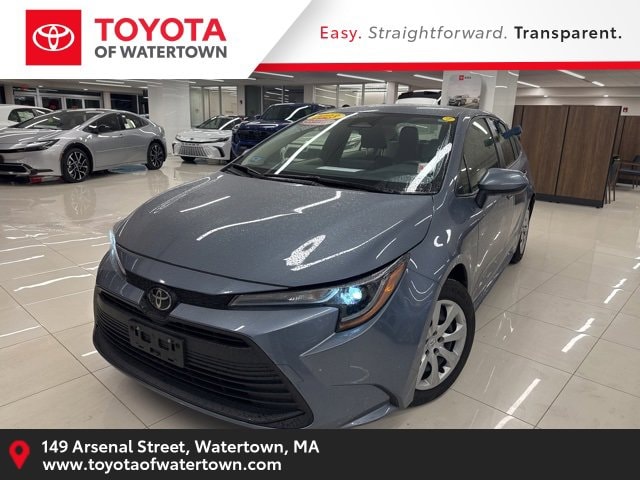 2023 Toyota Corolla LE's photo