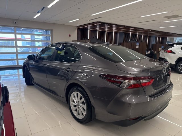 2023 Toyota Camry LE photo 2