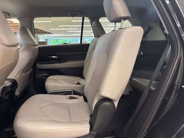 2024 Toyota Grand Highlander Limited - Photo 11