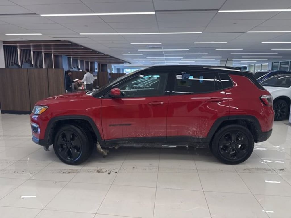 Used 2021 Jeep Compass Latitude SUV