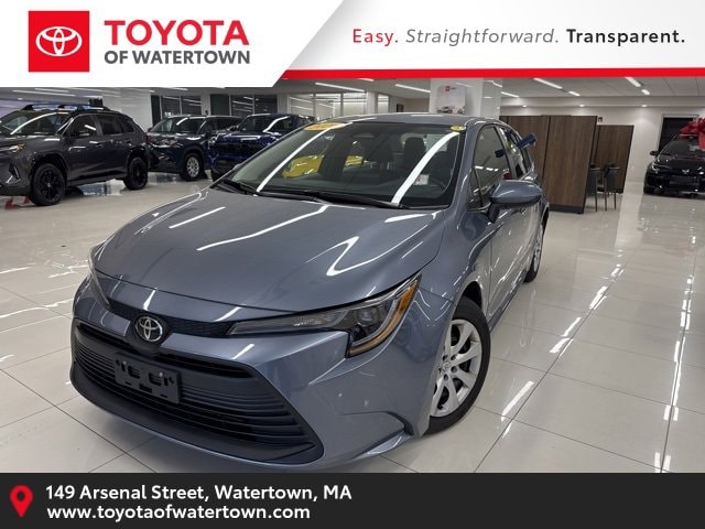 2026 Toyota Corolla LE's photo