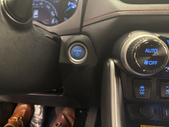 2021 Toyota RAV4 XSE - Photo 18