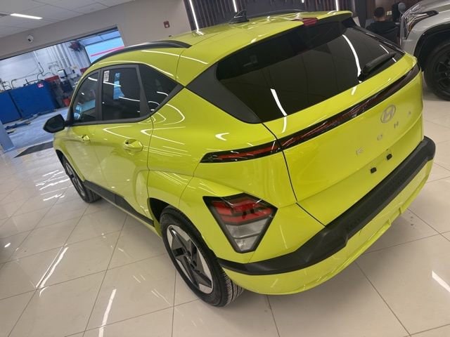 Used 2025 Hyundai Kona EV SEL with VIN KM8HC3A68SU018395 for sale in Watertown, MA