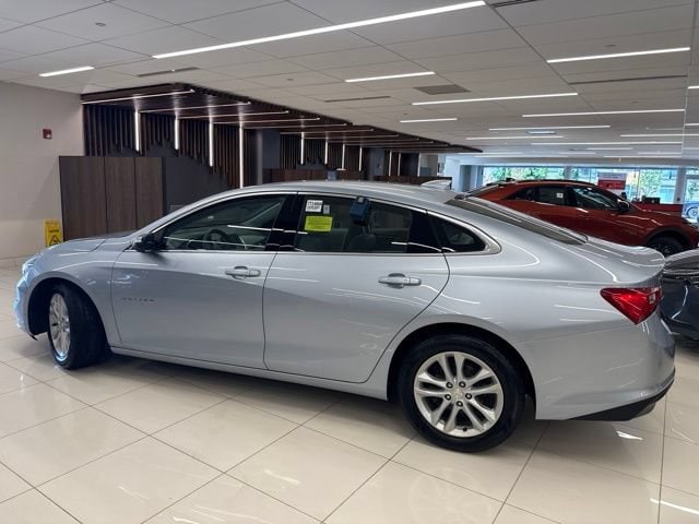 Used 2017 Chevrolet Malibu 1LT with VIN 1G1ZE5ST7HF284046 for sale in Watertown, MA