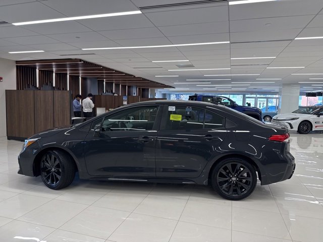 2024 Toyota Corolla SE photo 2