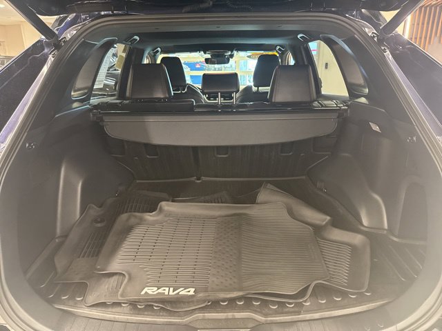 2021 Toyota RAV4 XSE - Photo 5