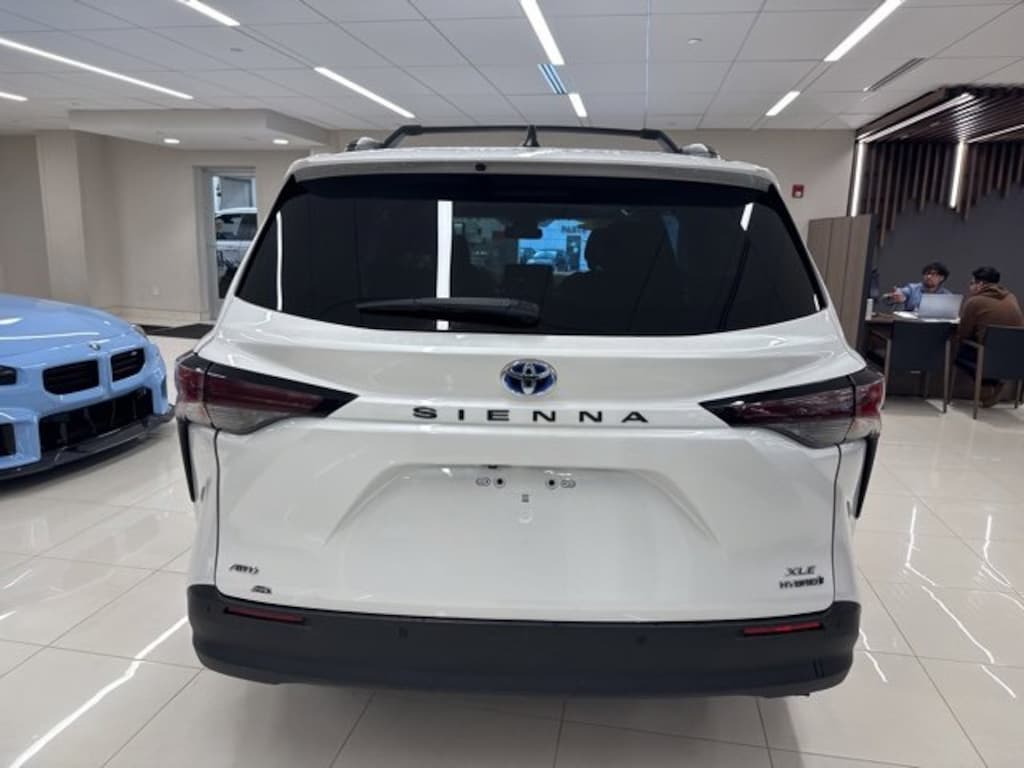 Certified 2023 Toyota Sienna XLE 7 Passenger Van Passenger Van
