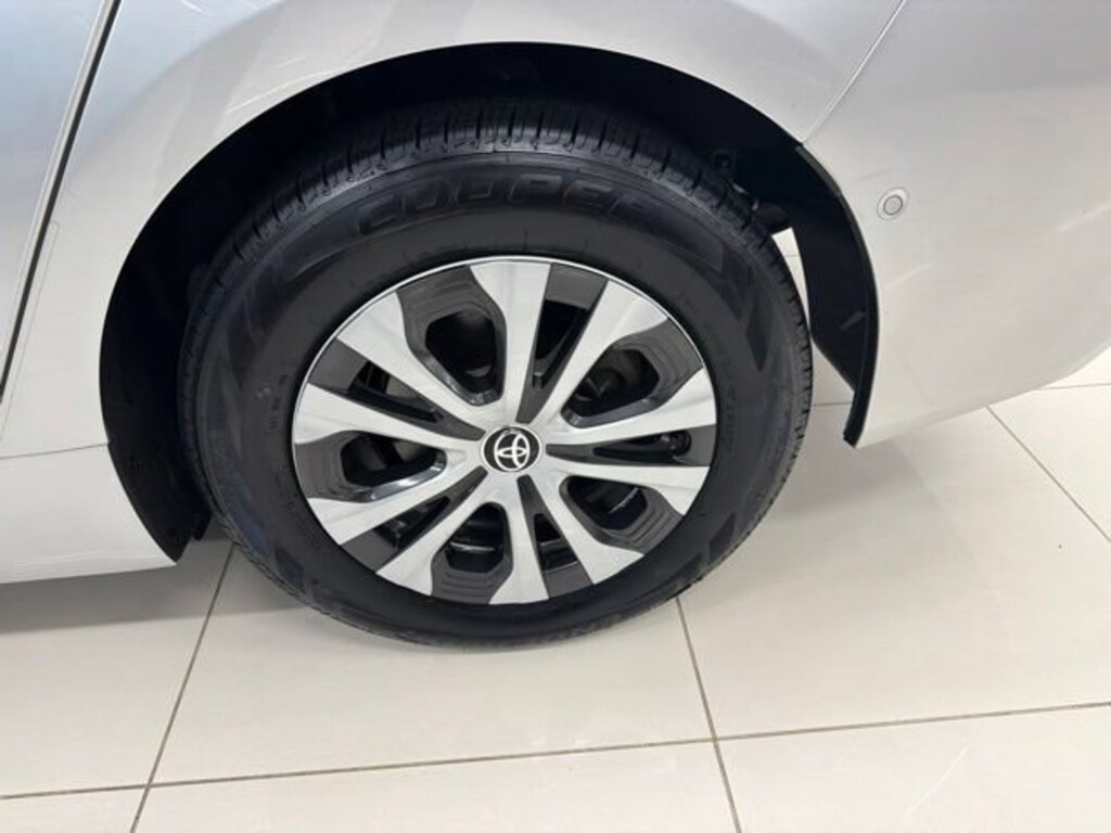 Certified 2022 Toyota Prius LE Hatchback