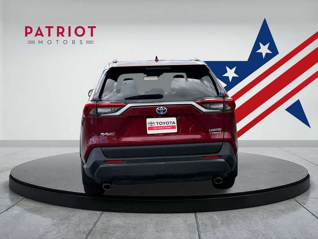 2020 Toyota RAV4 Hybrid Limited photo 4