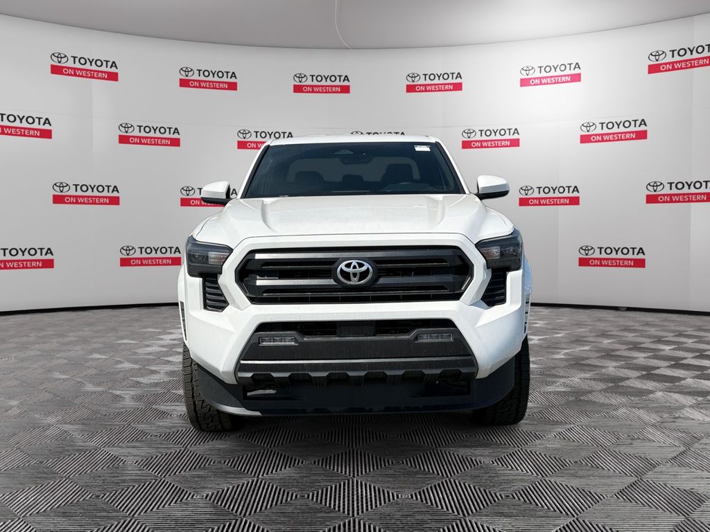 2026 Toyota Tacoma SR5 - Photo 8