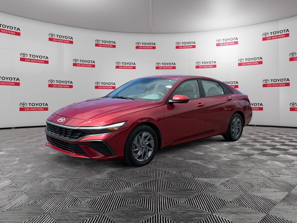 2024 Hyundai Elantra 2.0 SEL IVT's photo