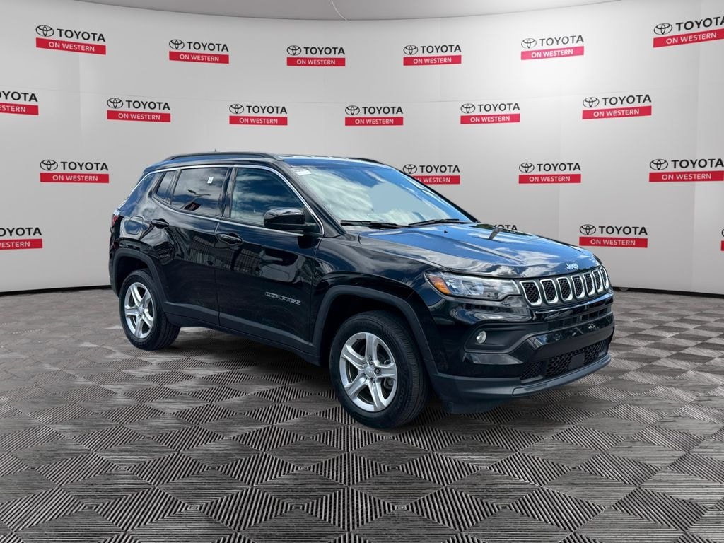 Used 2024 Jeep Compass Latitude SUV