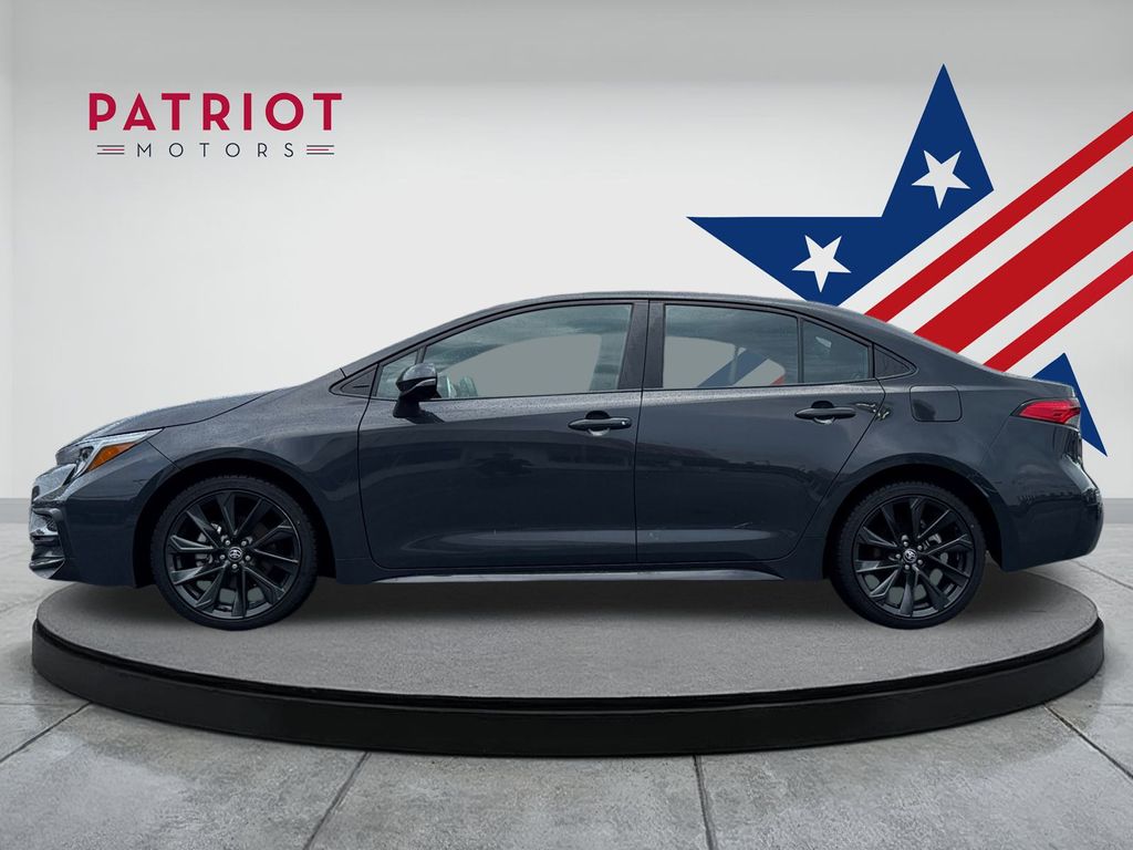 2024 Toyota Corolla SE photo 2