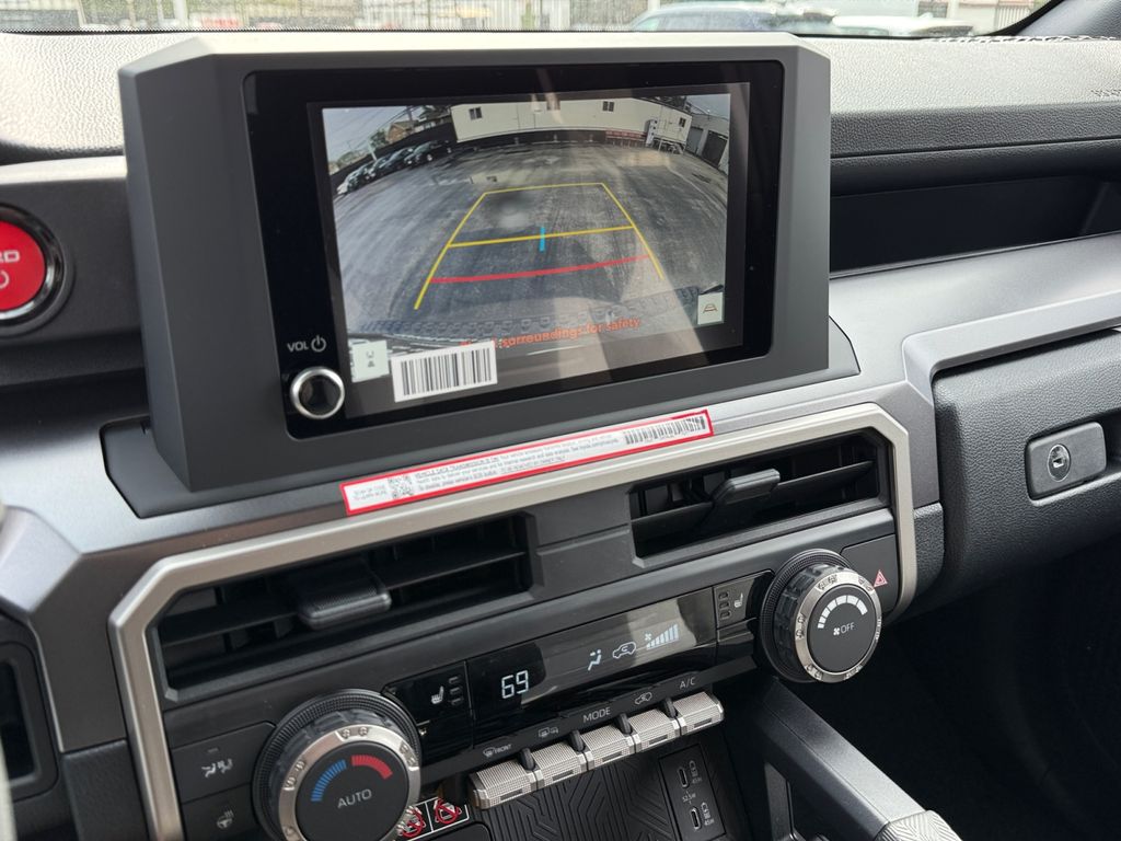 2026 Toyota 4Runner TRD Off-Road - Photo 34