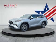 2025 Toyota Highlander XLE XLE AWD