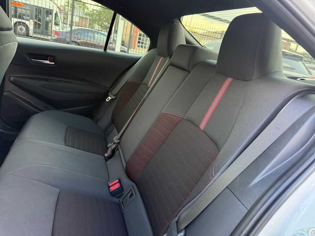 2026 Toyota Corolla SE - Photo 25