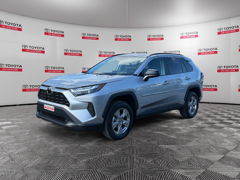 2025 Toyota RAV4 LE