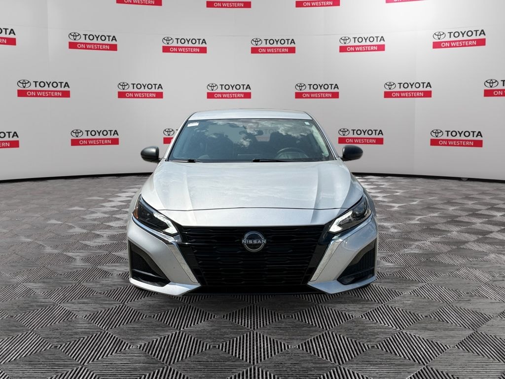 Used 2025 Nissan Altima 2.5 SV Sedan