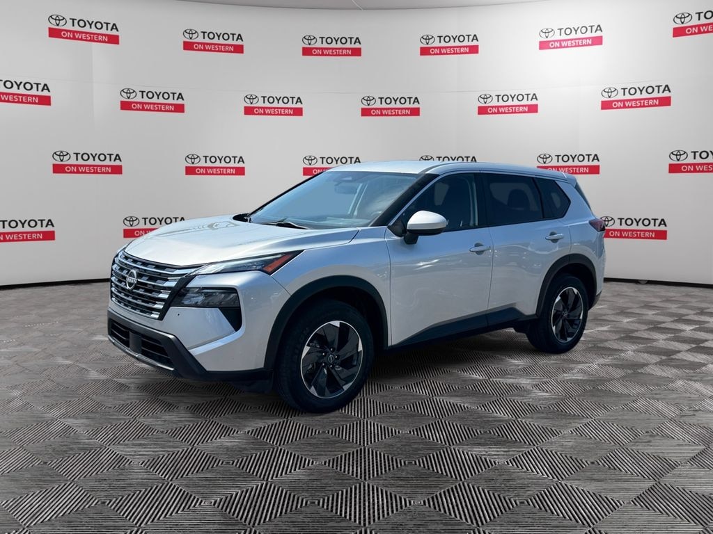 Used 2024 Nissan Rogue SV SUV