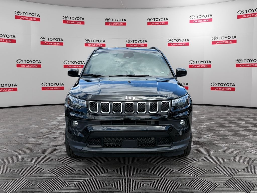 Used 2024 Jeep Compass Latitude SUV